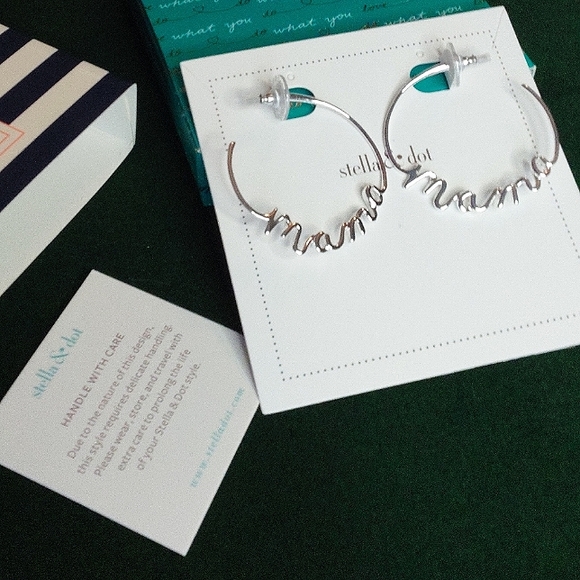Stella & Dot Jewelry - Stella Dot "Mama" Silver Earrings New in Box.